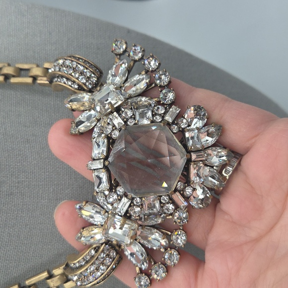 5 FOR $25! J. Crew Elegant Gold Tone Statement Necklace - Picture 3 of 6